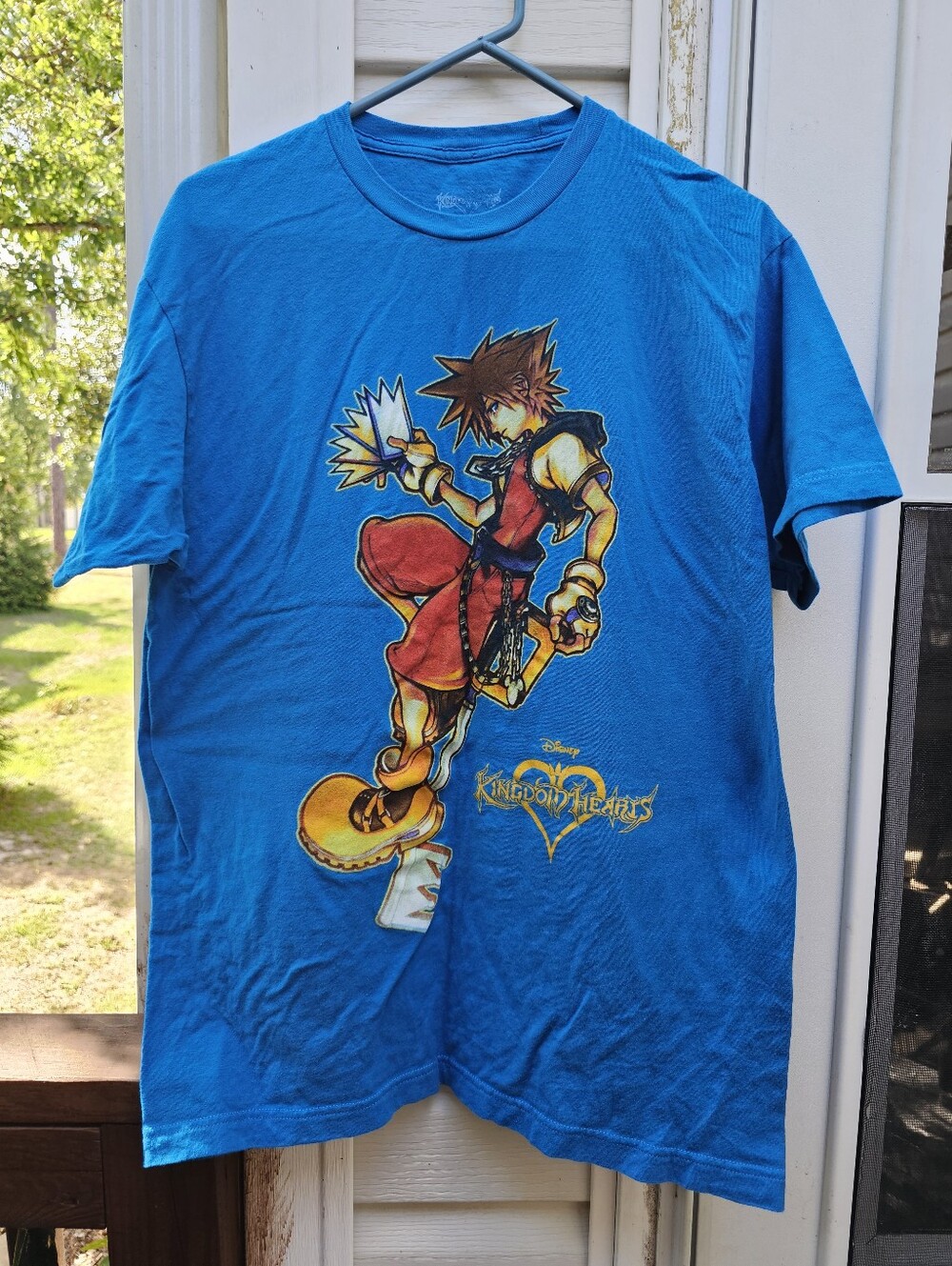 Kingdom Hearts Sora Chain Of Memories T-Shirt Disney Sitting On Giant Key Large
